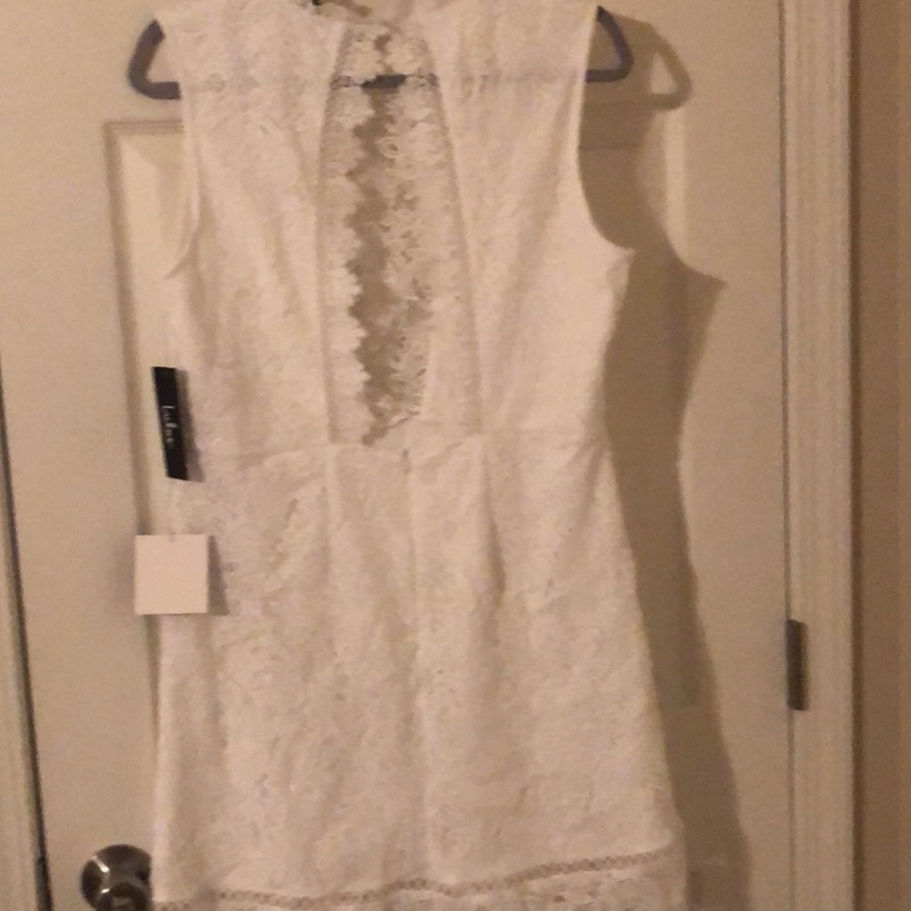 Dress - Picture 3 of 3